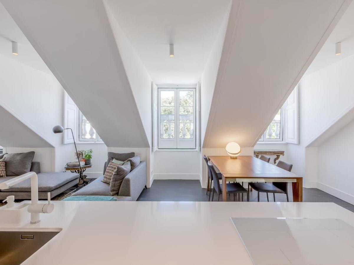 Principe Real Charming Garden View Flat At The Heart Of Lisbon Apartment Bagian luar foto