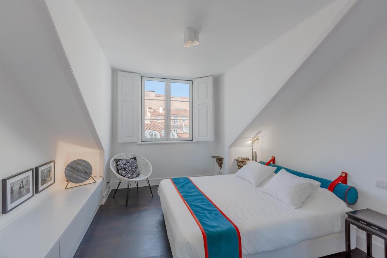 Principe Real Charming Garden View Flat At The Heart Of Lisbon Apartment Bagian luar foto