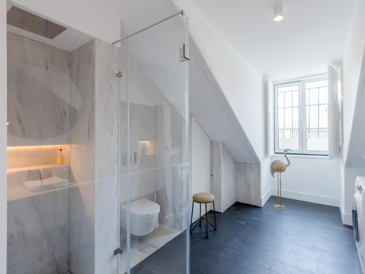Principe Real Charming Garden View Flat At The Heart Of Lisbon Apartment Bagian luar foto