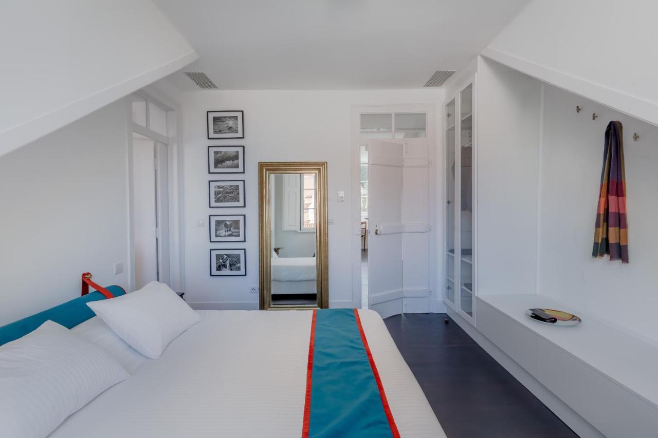 Principe Real Charming Garden View Flat At The Heart Of Lisbon Apartment Bagian luar foto