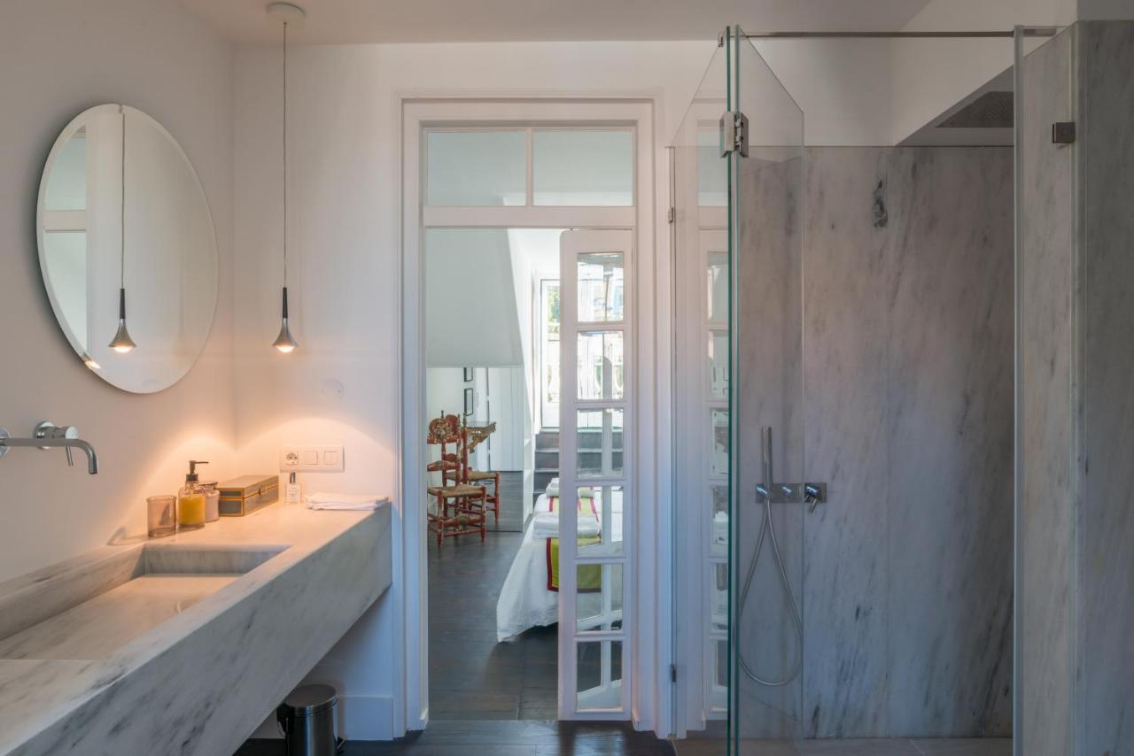 Principe Real Charming Garden View Flat At The Heart Of Lisbon Apartment Bagian luar foto